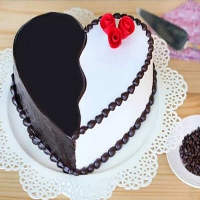 Send Heart Shape Chocolate Vanilla Cake Online Gift Heart Shape Chocolate Vanilla Cake Frinza Com